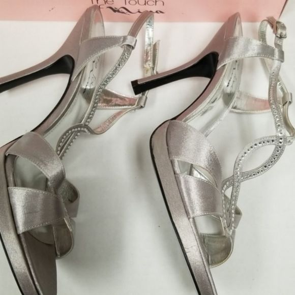 Nina Women's Metallic Silver Heels - Picture 6 of 7